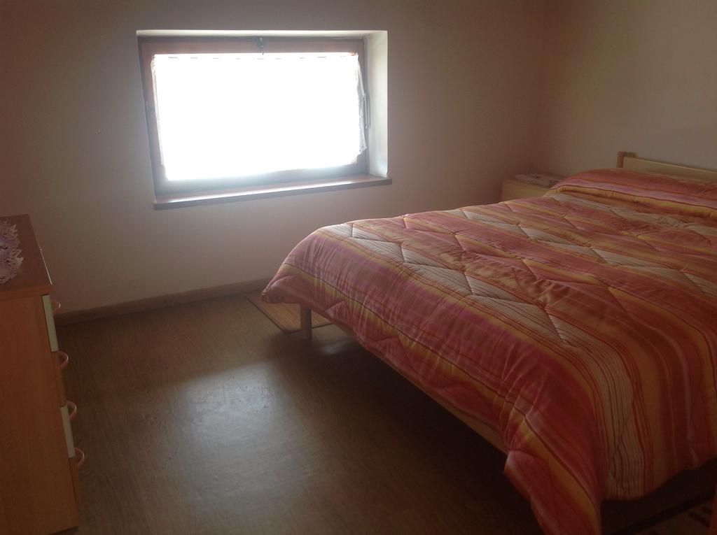 דירות ספורמאג'יורה Palazzina Rosa מראה חיצוני תמונה